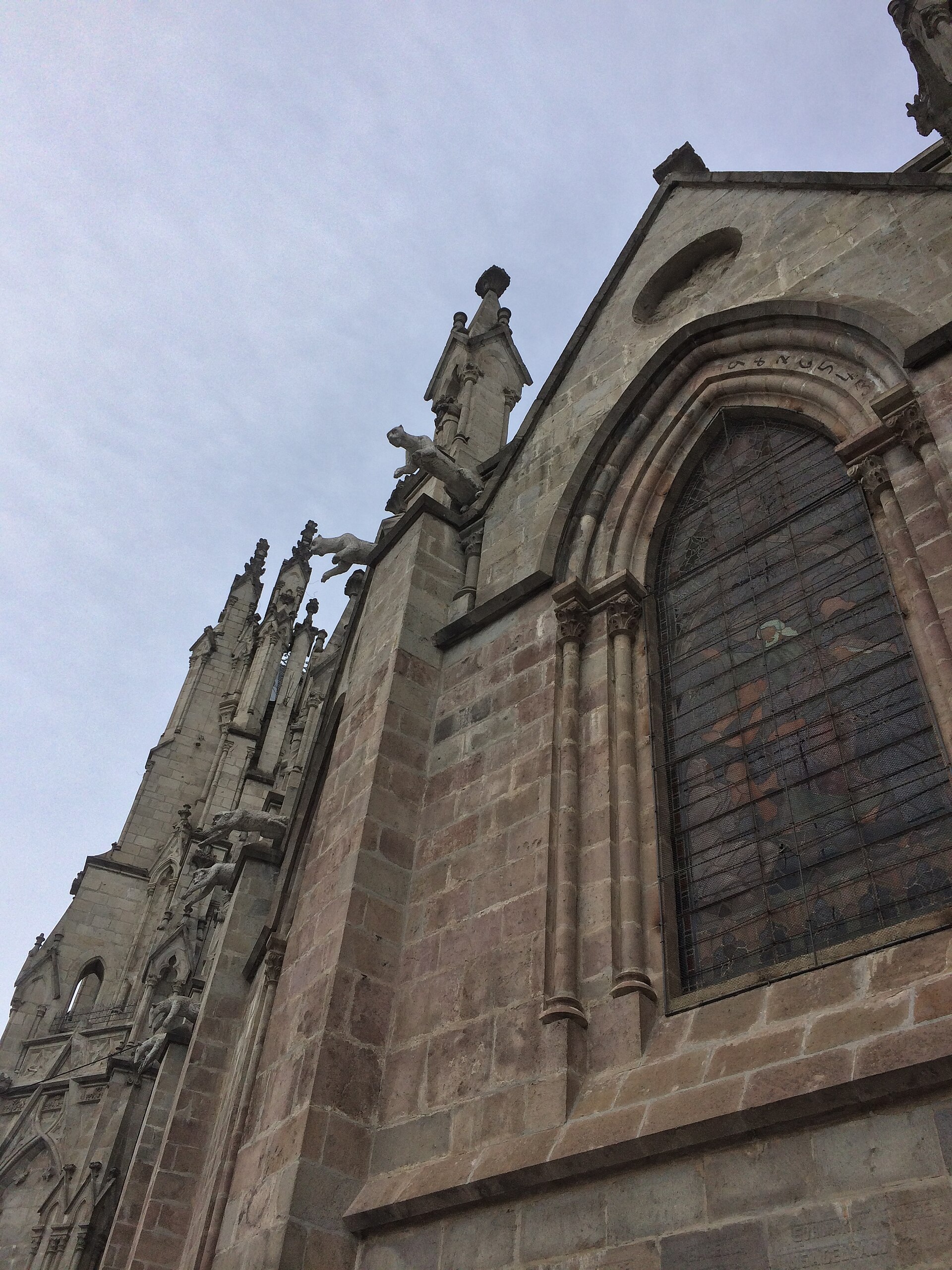 Basilica del Voto Nacional Quito