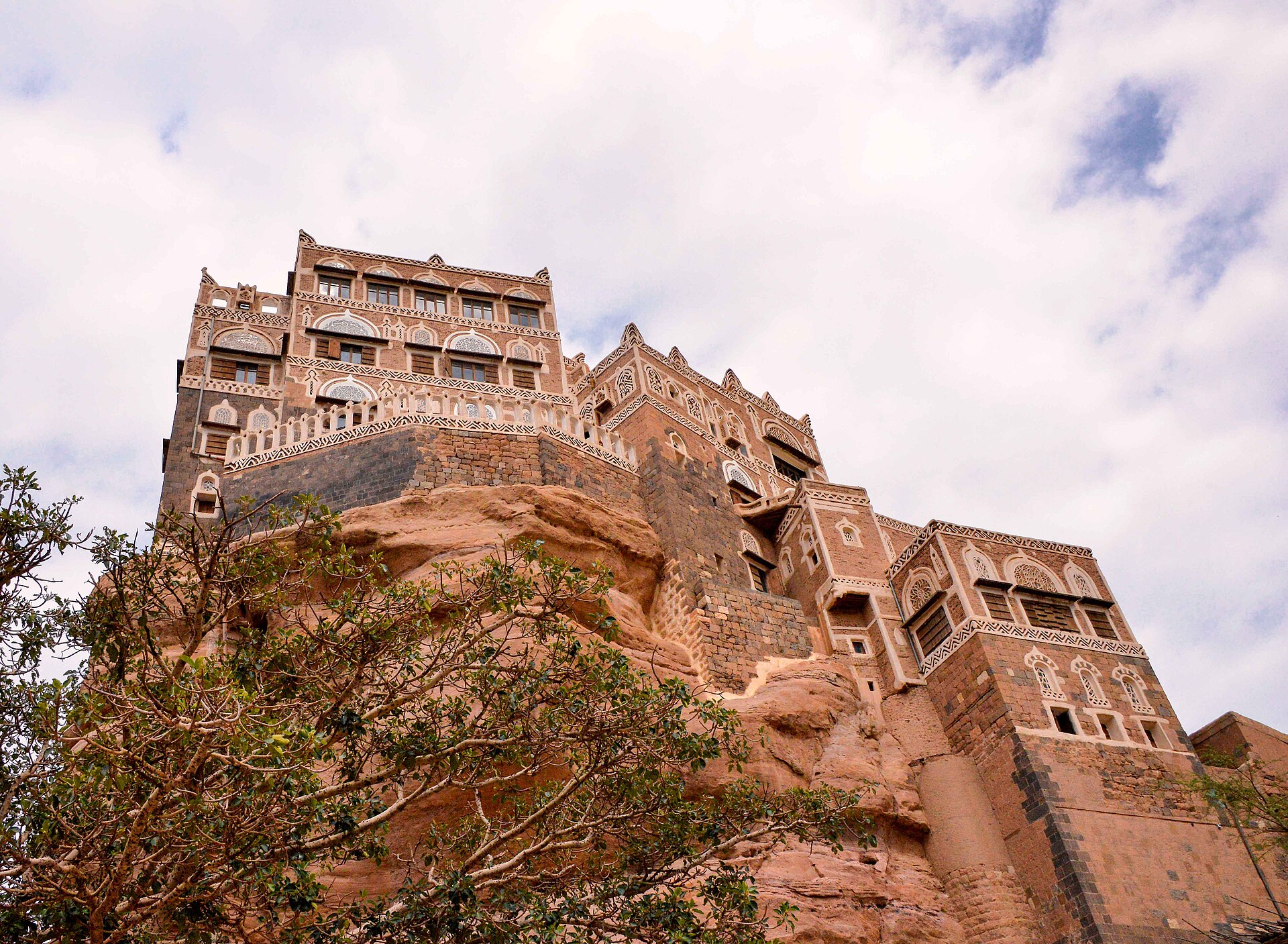 Dar al-Hajar Rock Palace Yemen